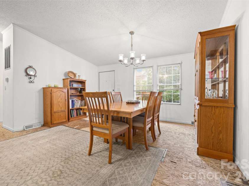 1475 Smith Woods Lane, Hickory Grove, SC 29717.  MLS# CAR4415892, YatesRealty ID 47920. 