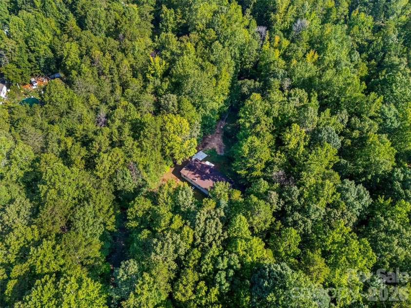 1475 Smith Woods Lane, Hickory Grove, SC 29717.  MLS# CAR4415892, YatesRealty ID 47920. 