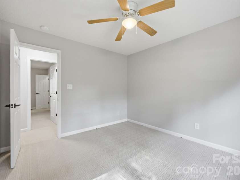 1297 Creekview Drive, Gastonia, NC 28052.  MLS# CAR4418917, YatesRealty ID 47921. 