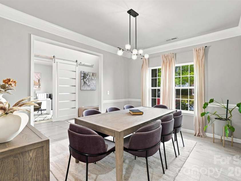 5909 Parkstone Drive, Matthews, NC 28104.  MLS# CAR4419863, YatesRealty ID 47922. 