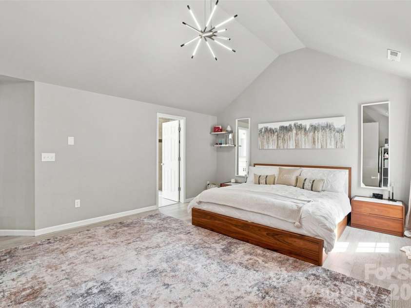 5909 Parkstone Drive, Matthews, NC 28104.  MLS# CAR4419863, YatesRealty ID 47922. 