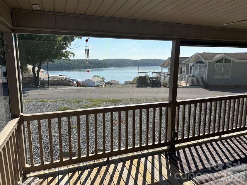 160 Grand View Drive, New London, NC 28127.  MLS# CAR4418157, YatesRealty ID 47924. 