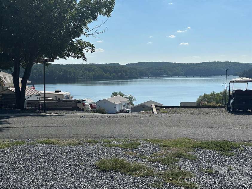 160 Grand View Drive, New London, NC 28127.  MLS# CAR4418157, YatesRealty ID 47924. 
