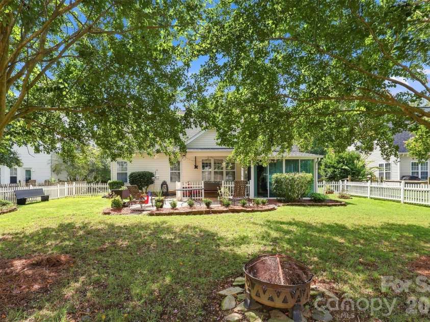 3017 Enderbury Drive, Indian Trail, NC 28079.  MLS# CAR4418271, YatesRealty ID 47927. 
