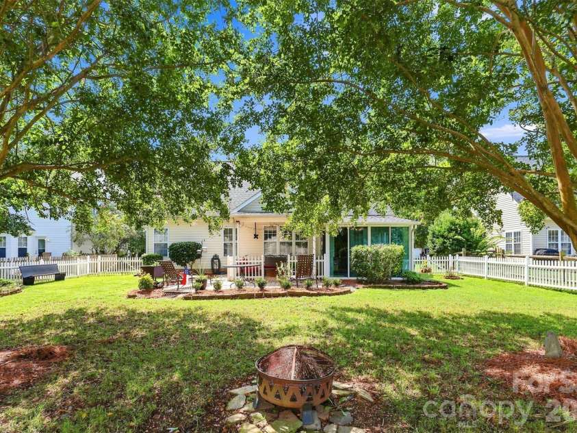 3017 Enderbury Drive, Indian Trail, NC 28079.  MLS# CAR4418271, YatesRealty ID 47927. 