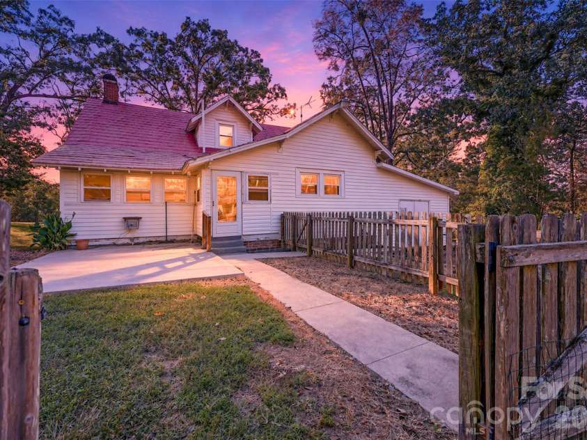 4156 Rocky Springs Road, Hiddenite, NC 28636.  MLS# CAR4420463, YatesRealty ID 47928. 