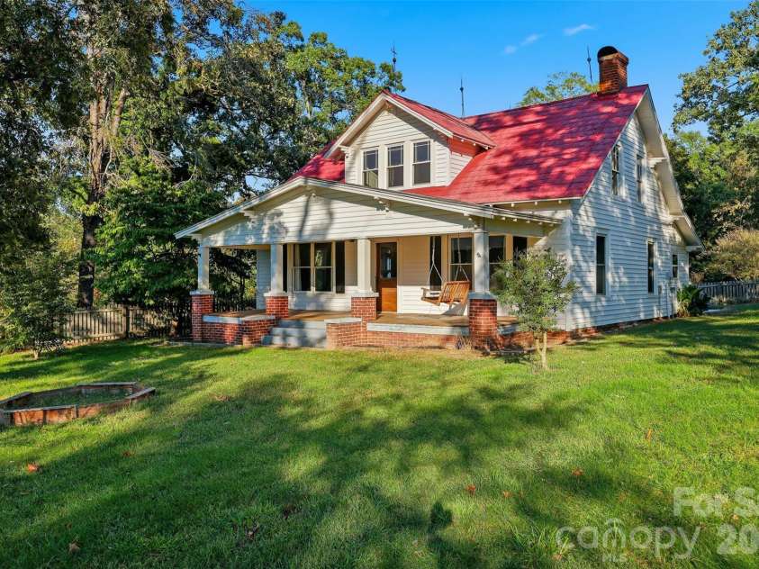 4156 Rocky Springs Road, Hiddenite, NC 28636.  MLS# CAR4420463, YatesRealty ID 47928. 