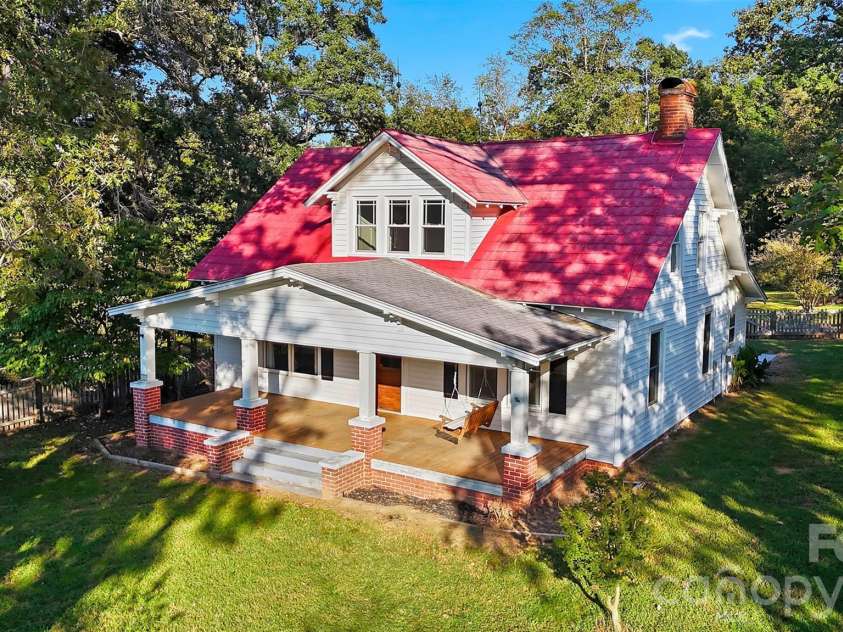 4156 Rocky Springs Road, Hiddenite, NC 28636.  MLS# CAR4420463, YatesRealty ID 47928. 