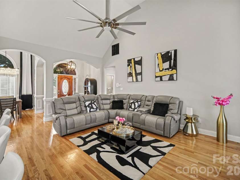 2013 Buckthorn Court, Gastonia, NC 28056.  MLS# CAR4418859, YatesRealty ID 47929. 