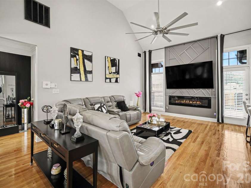 2013 Buckthorn Court, Gastonia, NC 28056.  MLS# CAR4418859, YatesRealty ID 47929. 