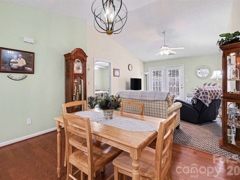 2073 Pin Oak Place, Cramerton, NC 28032.  MLS# CAR4336904, YatesRealty ID 4793. 