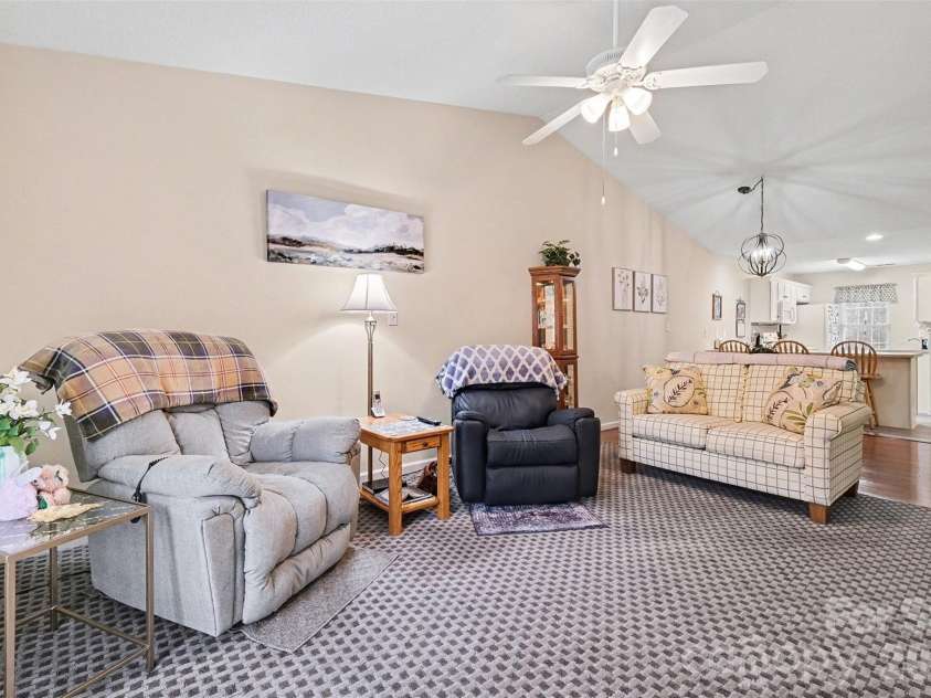 2073 Pin Oak Place, Cramerton, NC 28032.  MLS# CAR4336904, YatesRealty ID 4793. 