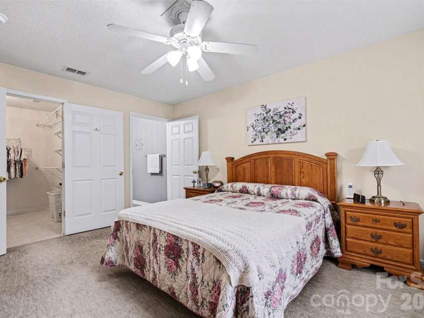 2073 Pin Oak Place, Cramerton, NC 28032.  MLS# CAR4336904, YatesRealty ID 4793. 