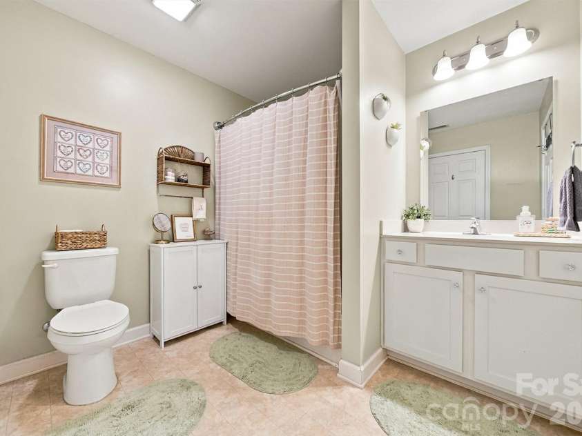 4548 Bethel Church Road, Hickory, NC 28602.  MLS# CAR4419465, YatesRealty ID 47930. 