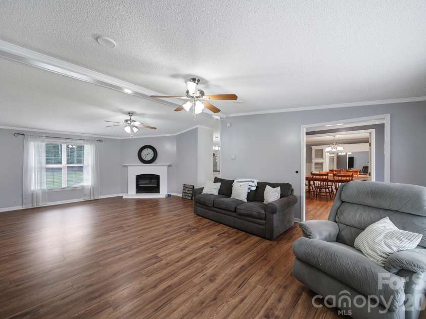 1421 Suttle Road, Lancaster, SC 29720.  MLS# CAR4419575, YatesRealty ID 47931. 