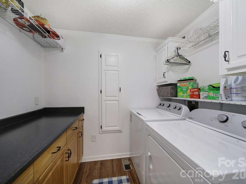 1421 Suttle Road, Lancaster, SC 29720.  MLS# CAR4419575, YatesRealty ID 47931. 
