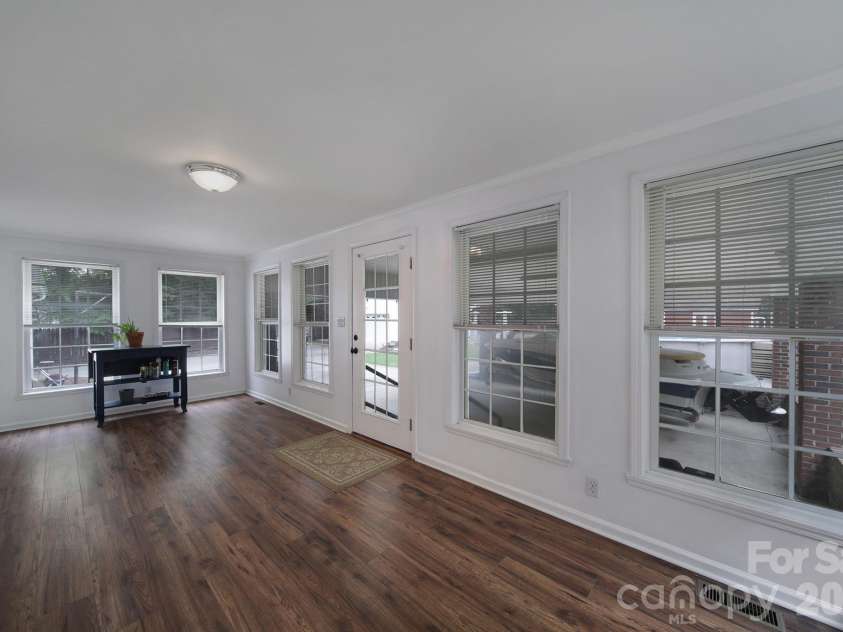 1421 Suttle Road, Lancaster, SC 29720.  MLS# CAR4419575, YatesRealty ID 47931. 