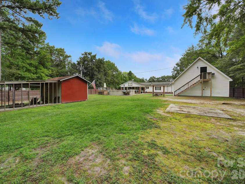 1421 Suttle Road, Lancaster, SC 29720.  MLS# CAR4419575, YatesRealty ID 47931. 
