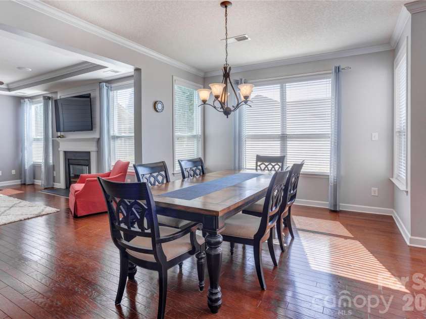 255 Perennial Drive, Concord, NC 28027.  MLS# CAR4417851, YatesRealty ID 47934. Open concept eating area right off the kitchen
