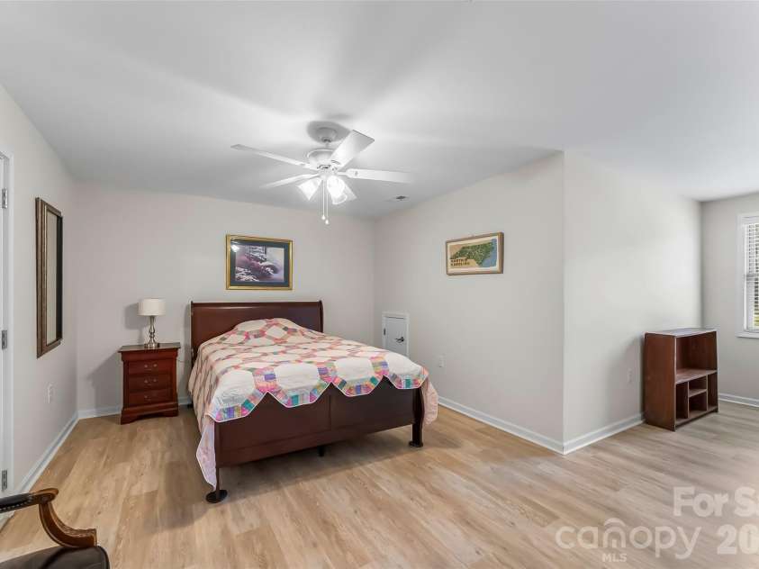 962 Trial Place, Newton, NC 28658.  MLS# CAR4418018, YatesRealty ID 47935. 