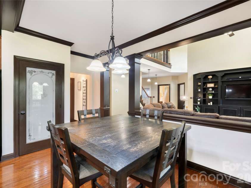 5040 Groves Edge Lane, Waxhaw, NC 28173.  MLS# CAR4416184, YatesRealty ID 47937. 
