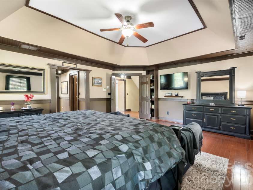 5040 Groves Edge Lane, Waxhaw, NC 28173.  MLS# CAR4416184, YatesRealty ID 47937. 