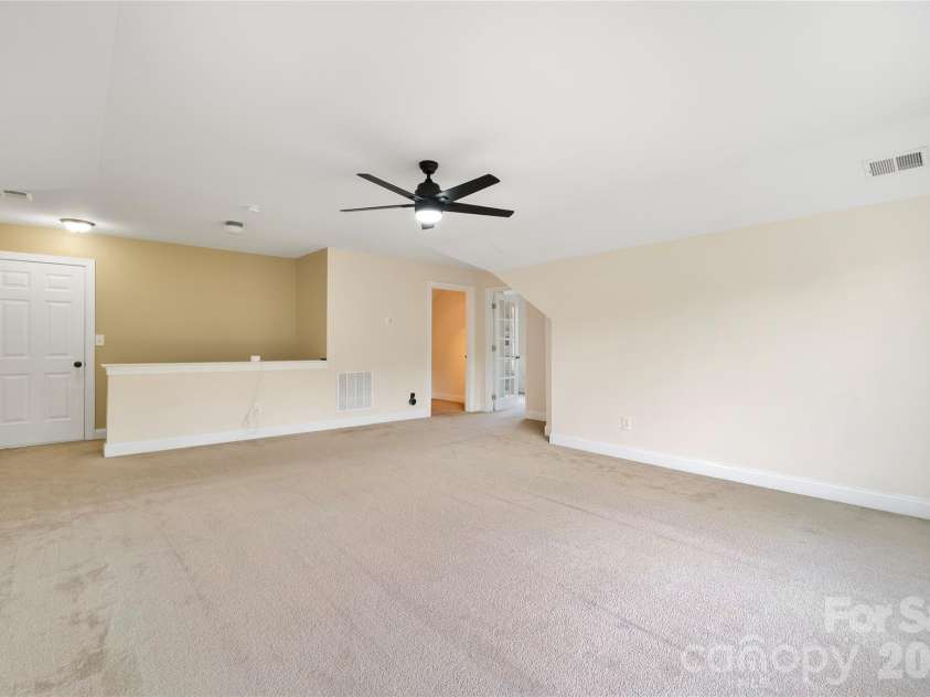 5040 Groves Edge Lane, Waxhaw, NC 28173.  MLS# CAR4416184, YatesRealty ID 47937. Third Floor