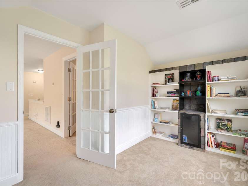 5040 Groves Edge Lane, Waxhaw, NC 28173.  MLS# CAR4416184, YatesRealty ID 47937. Third Floor Flex Room