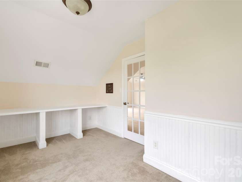 5040 Groves Edge Lane, Waxhaw, NC 28173.  MLS# CAR4416184, YatesRealty ID 47937. Third Floor Flex Room