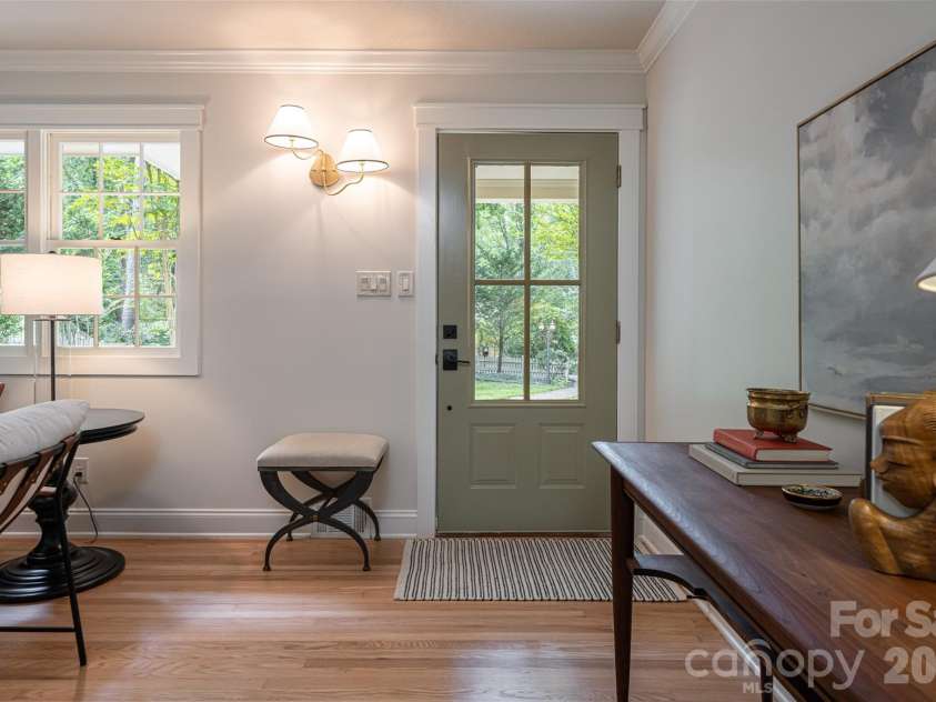 30 Stockwood Road, Asheville, NC 28803.  MLS# CAR4416997, YatesRealty ID 47939. 