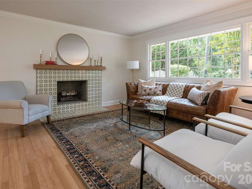 30 Stockwood Road, Asheville, NC 28803.  MLS# CAR4416997, YatesRealty ID 47939. 