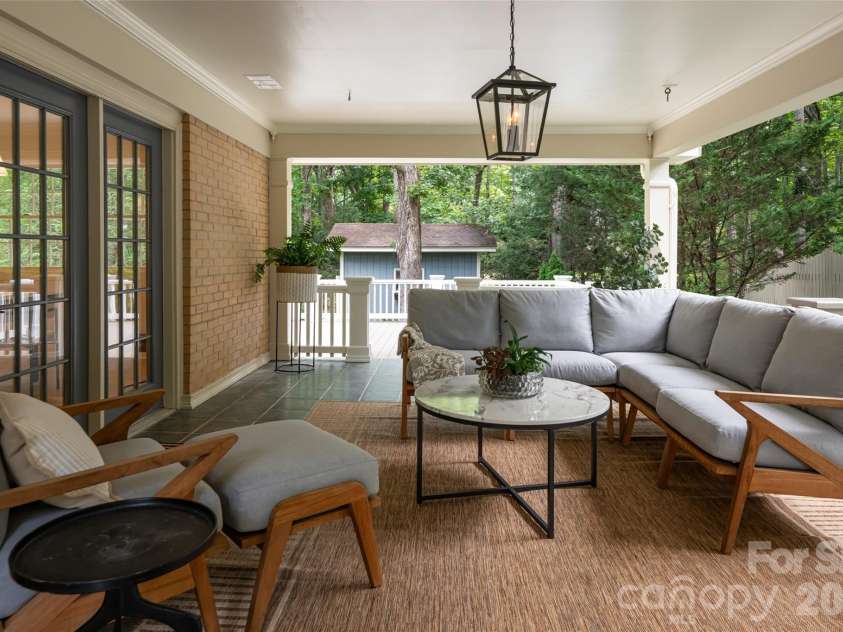 30 Stockwood Road, Asheville, NC 28803.  MLS# CAR4416997, YatesRealty ID 47939. 