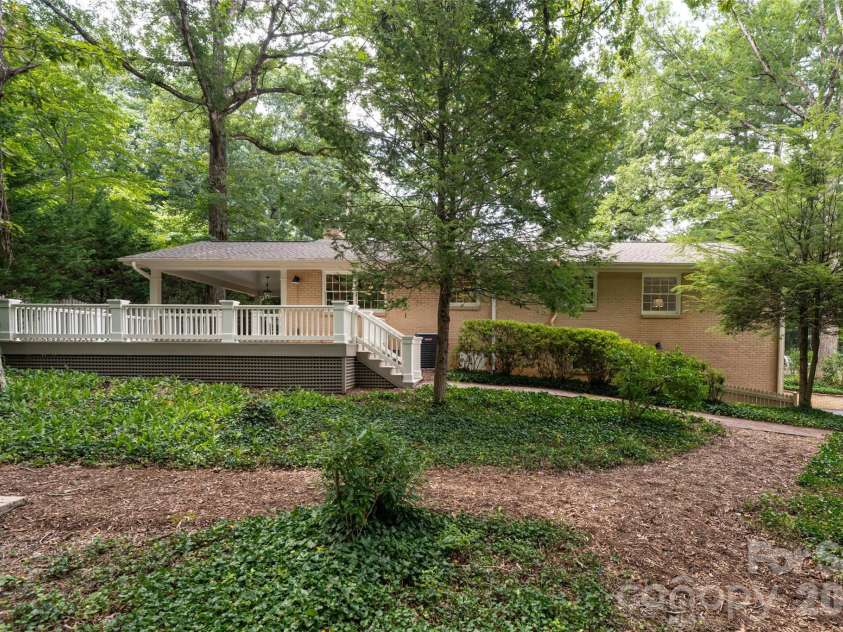 30 Stockwood Road, Asheville, NC 28803.  MLS# CAR4416997, YatesRealty ID 47939. 