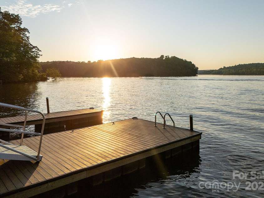 42610 Moonshine Drive, New London, NC 28127.  MLS# CAR4214062, YatesRealty ID 4794. 