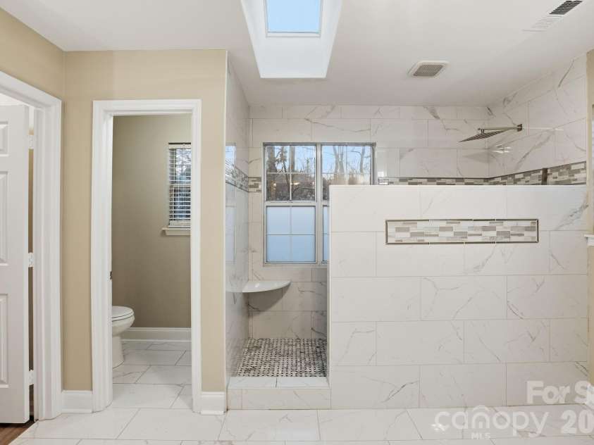 8921 Newgard Court, Charlotte, NC 28269.  MLS# CAR4333615, YatesRealty ID 4794. 