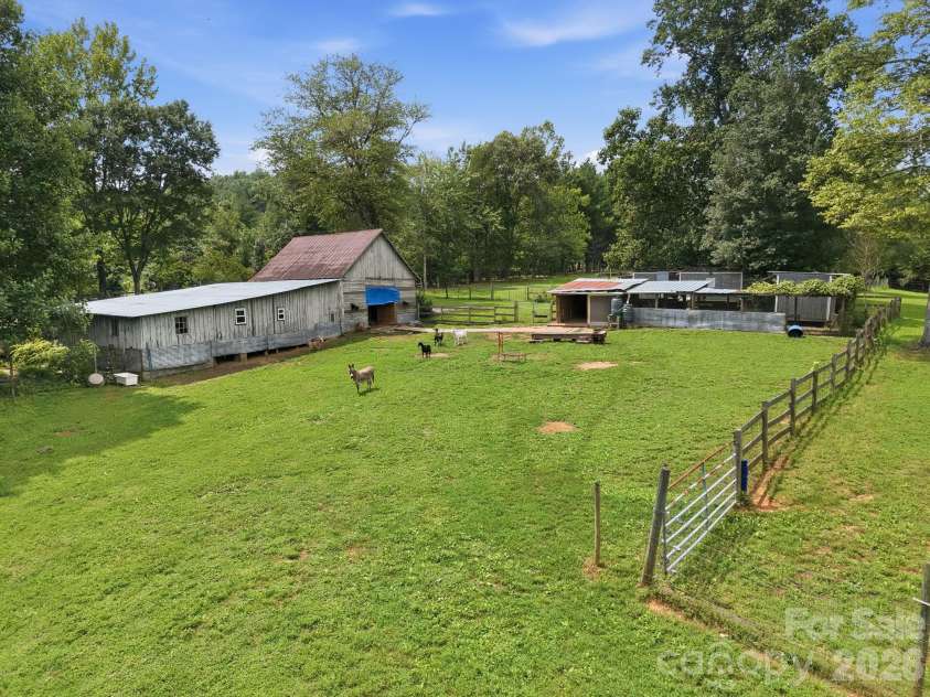 2595 Henderson Mill Road, Morganton, NC 28655.  MLS# CAR4418826, YatesRealty ID 47940. 