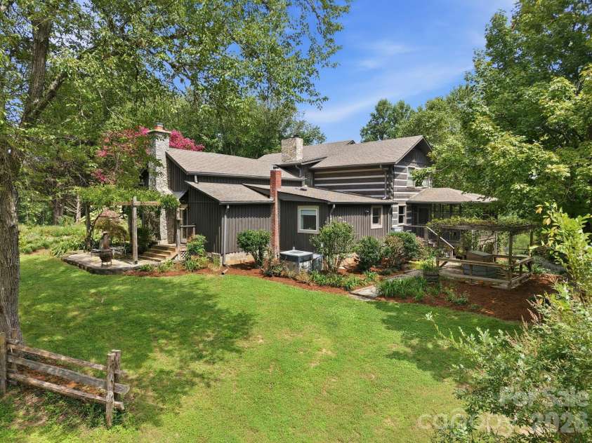 2595 Henderson Mill Road, Morganton, NC 28655.  MLS# CAR4418826, YatesRealty ID 47940. 