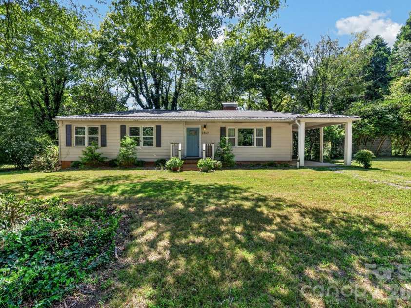 7257 Sherrills Ford Road, Sherrills Ford, NC 28673.  MLS# CAR4415812, YatesRealty ID 47943. 7257 Sherrills Ford Rd