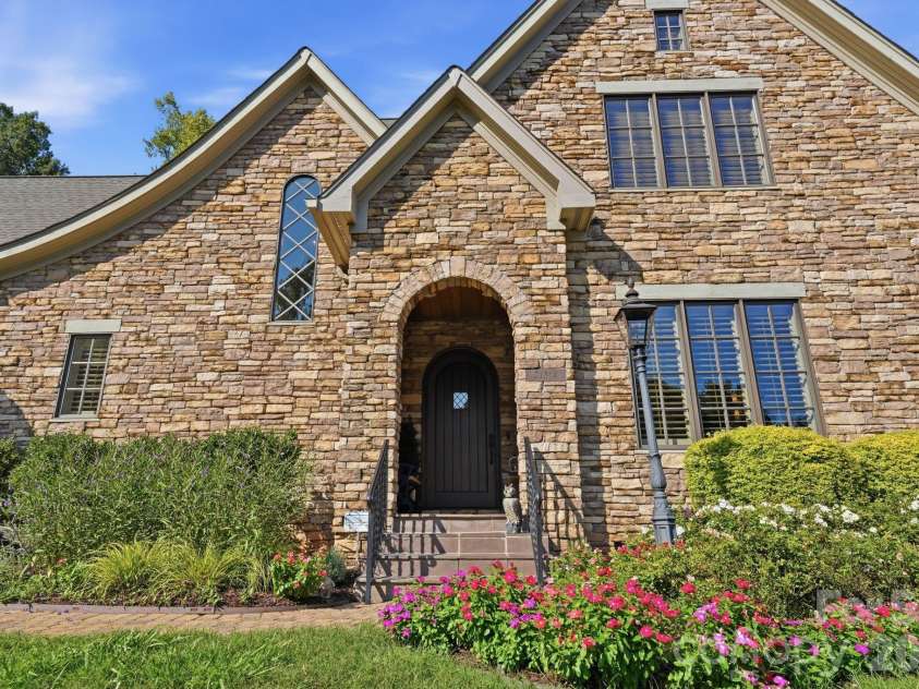 21314 Olde Quarry Lane, Cornelius, NC 28031.  MLS# CAR4415914, YatesRealty ID 47944. 