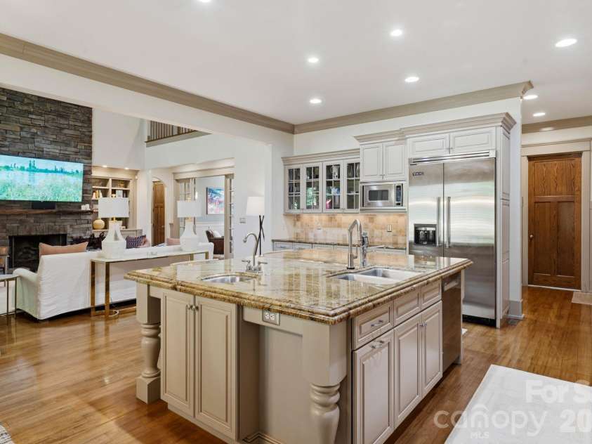 21314 Olde Quarry Lane, Cornelius, NC 28031.  MLS# CAR4415914, YatesRealty ID 47944. 