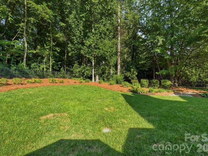 21314 Olde Quarry Lane, Cornelius, NC 28031.  MLS# CAR4415914, YatesRealty ID 47944. 