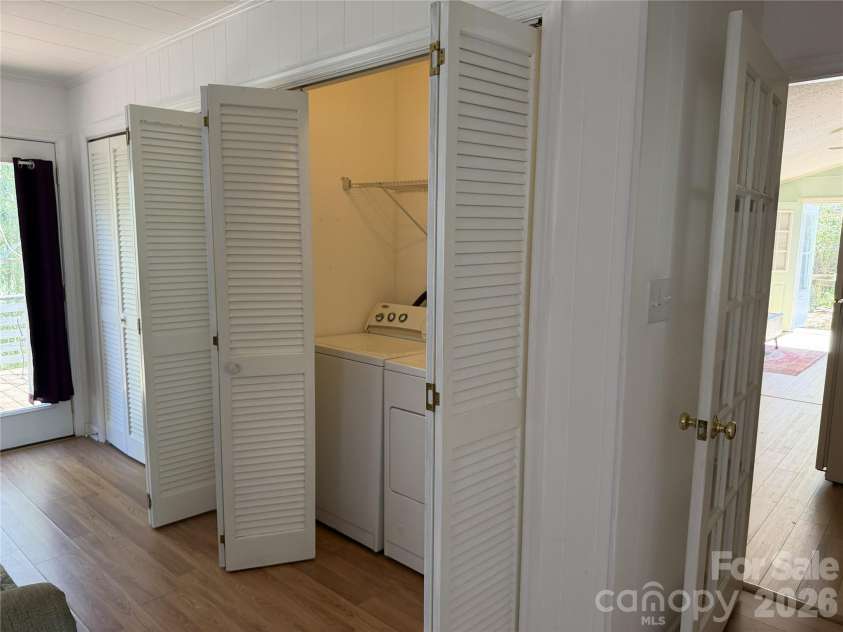 209 Auten Circle, Mount Holly, NC 28120.  MLS# CAR4414320, YatesRealty ID 47945. 