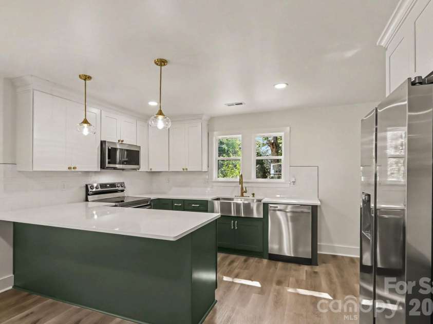 93 st mary Avenue, Concord, NC 28025.  MLS# CAR4413122, YatesRealty ID 47946. 