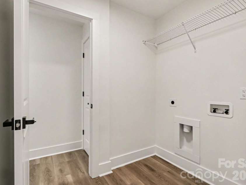 93 st mary Avenue, Concord, NC 28025.  MLS# CAR4413122, YatesRealty ID 47946. 