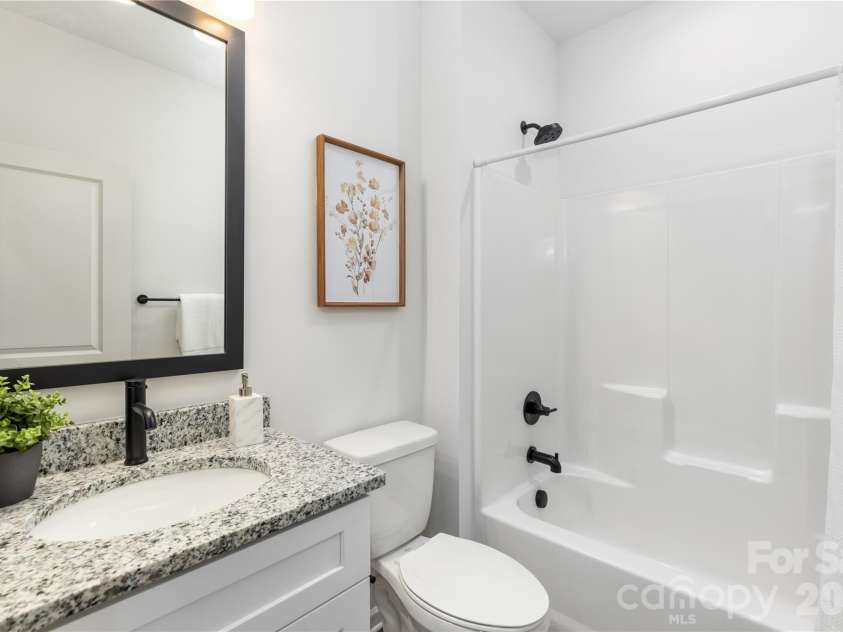 8814 Moores Chapel Road, Charlotte, NC 28214.  MLS# CAR4413261, YatesRealty ID 47949. Representation