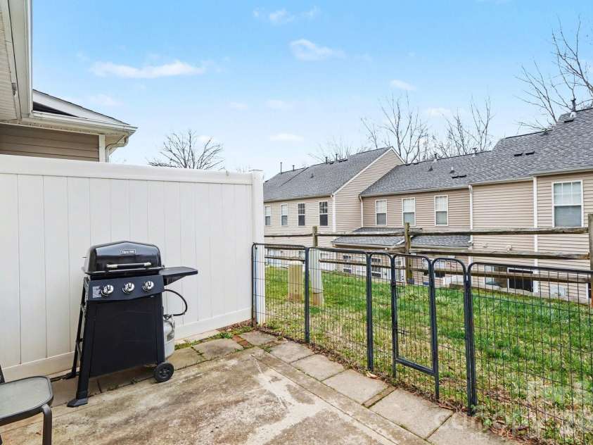 5518 Santeelah Court, Charlotte, NC 28217.  MLS# CAR4354218, YatesRealty ID 4795. 