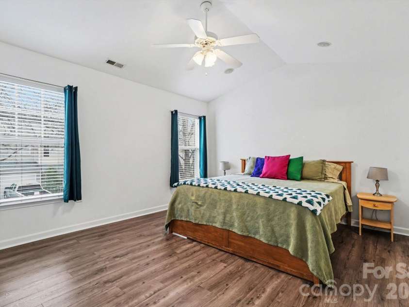 5518 Santeelah Court, Charlotte, NC 28217.  MLS# CAR4354218, YatesRealty ID 4795. 