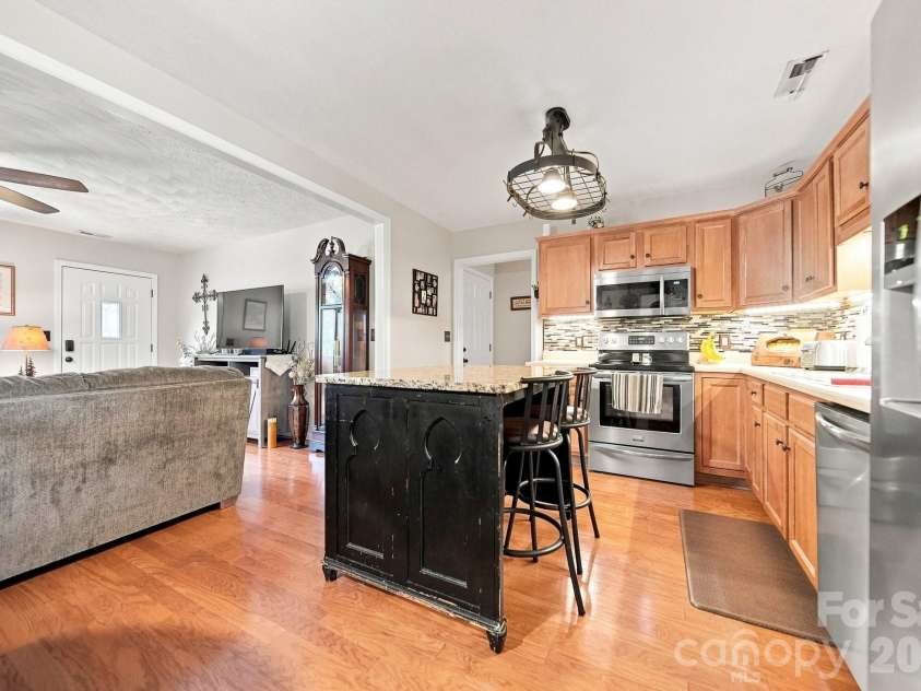 803 Whetstone Place, Conover, NC 28613.  MLS# CAR4419841, YatesRealty ID 47956. 