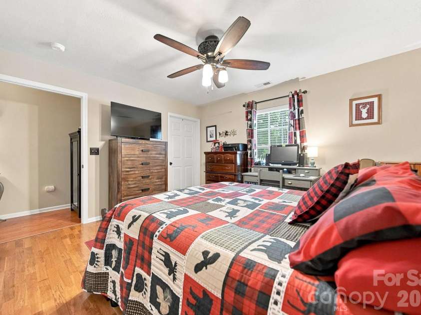 803 Whetstone Place, Conover, NC 28613.  MLS# CAR4419841, YatesRealty ID 47956. 