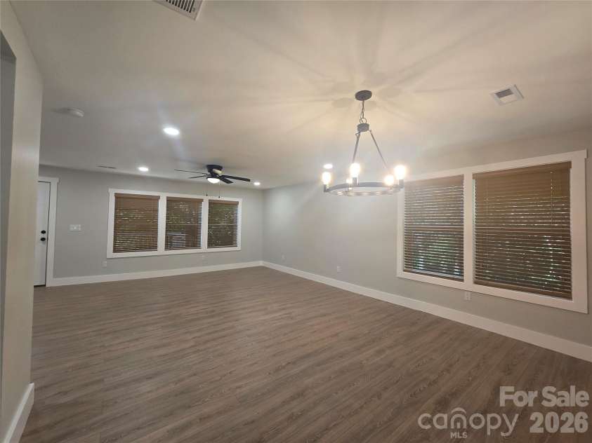182 US 221 Business Extension, Marion, NC 28752.  MLS# CAR4419854, YatesRealty ID 47959. 